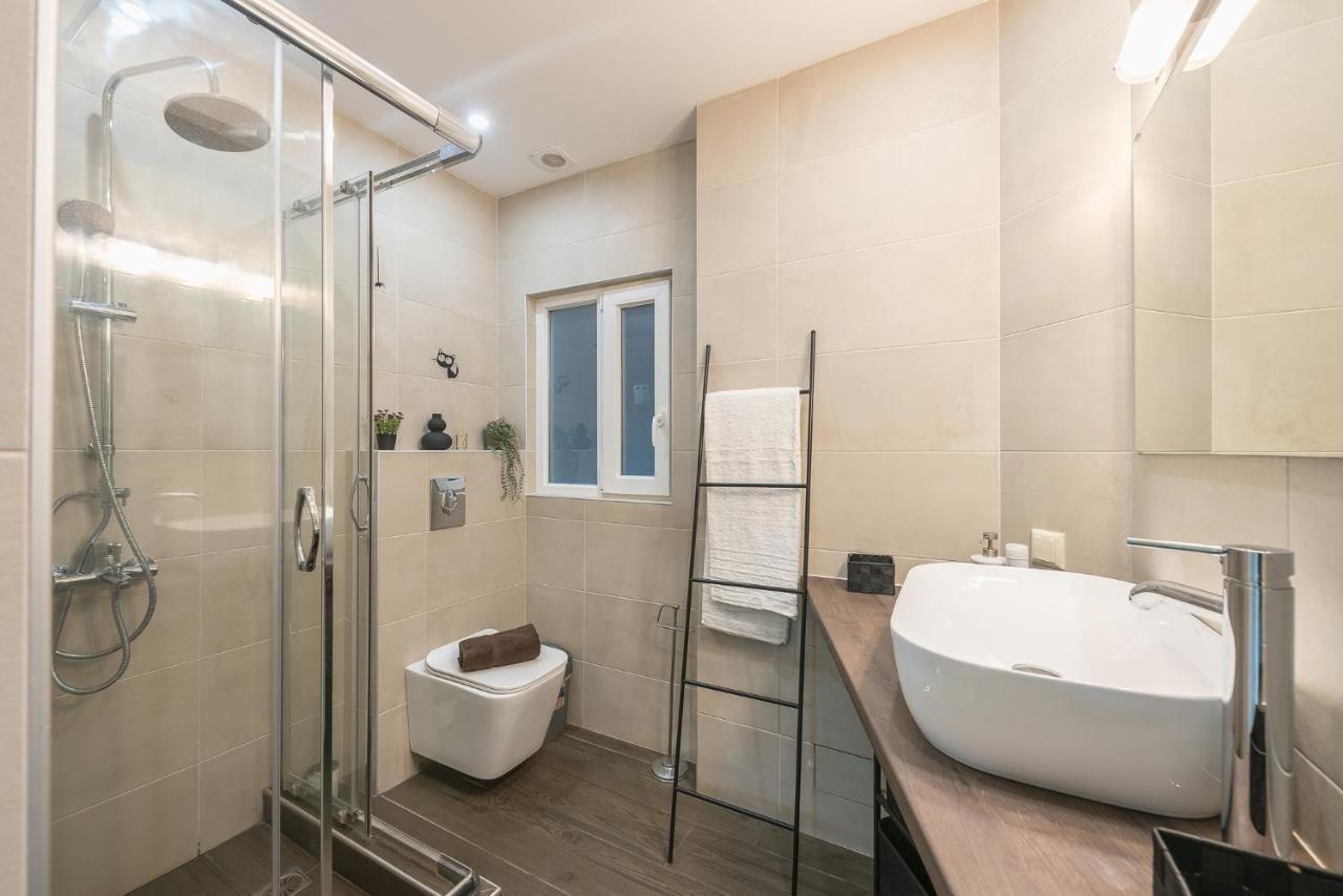 Superb Acropolis View 3Bd Apt In Historical Center Atina Dış mekan fotoğraf